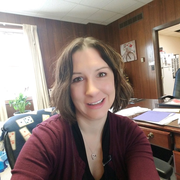 Meet your Posher, Carmen - Picture 1 of 1